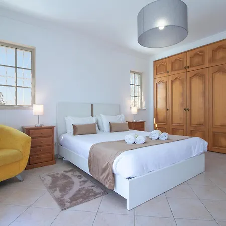 Azul By Algarve Holidays Villa Guia (Faro)