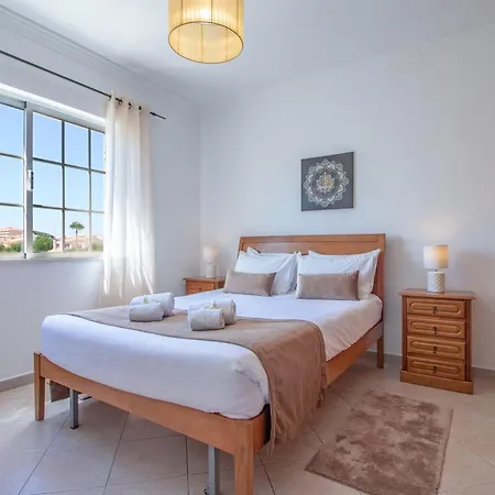 Azul By Algarve Holidays Villa